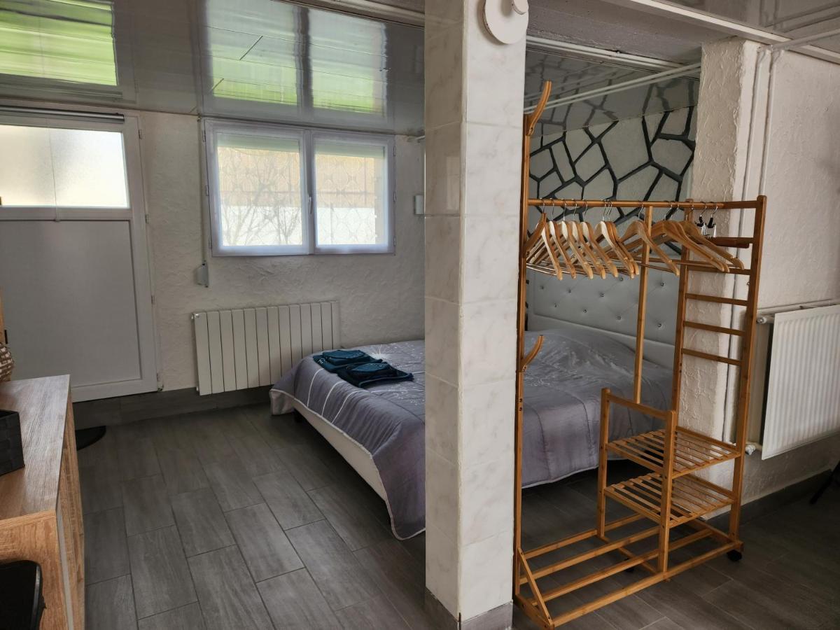 Warmeriville Studio, Pas De Collocation Possible מראה חיצוני תמונה